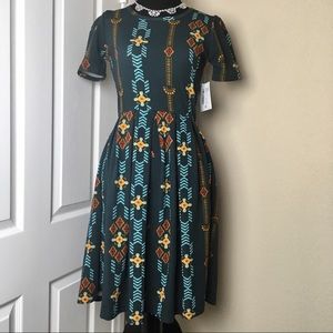 NWT LuLaRoe Amelia Dress with pockets!